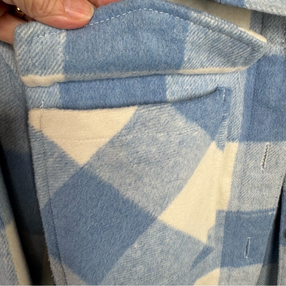 Members Mark Blue and White Plaid Women's Shacket Button Up New Condition - Picture 4 of 6